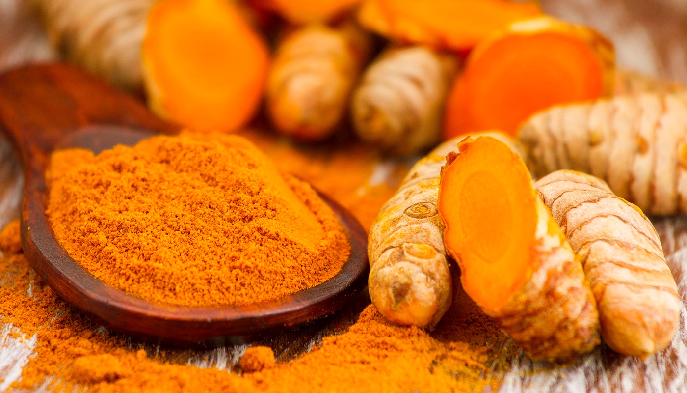Cateva-metode-inteligente-prin-care-poti-profita-de-abilitatile-antiinflamatoare-ale-turmericului.jpg